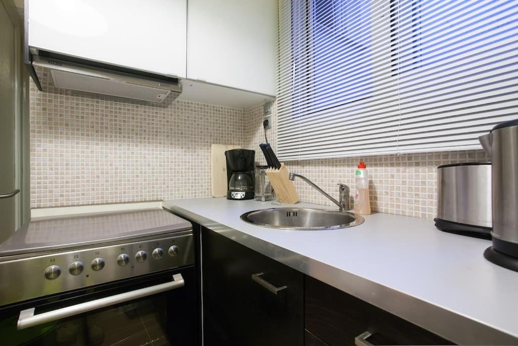 Traveler'S Dream In Historic Acropolis Downtown Apartman Athén Kültér fotó